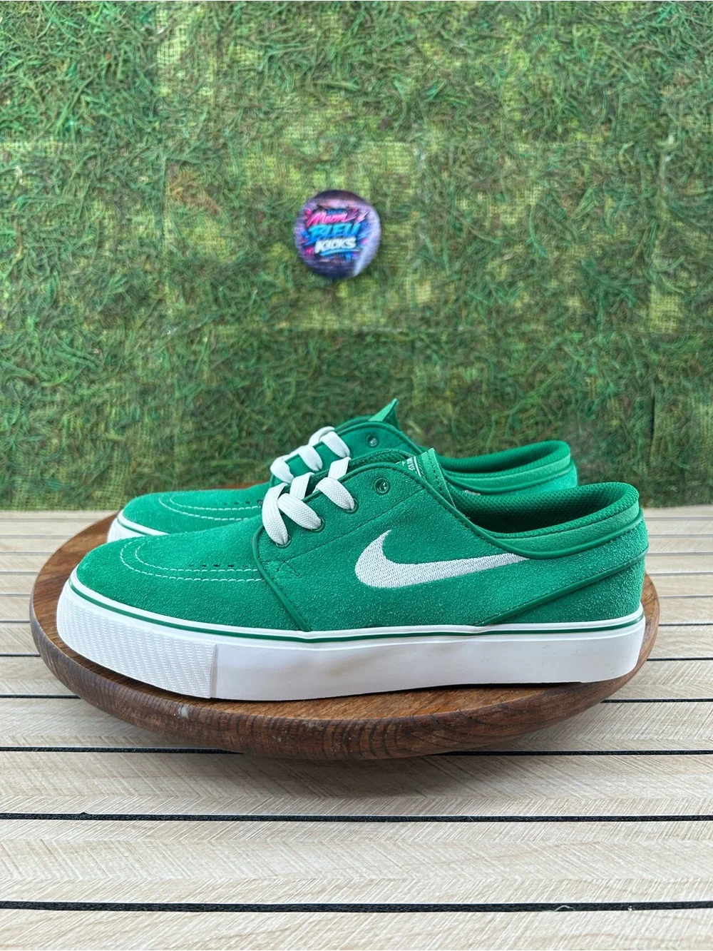 Nike vibrant green